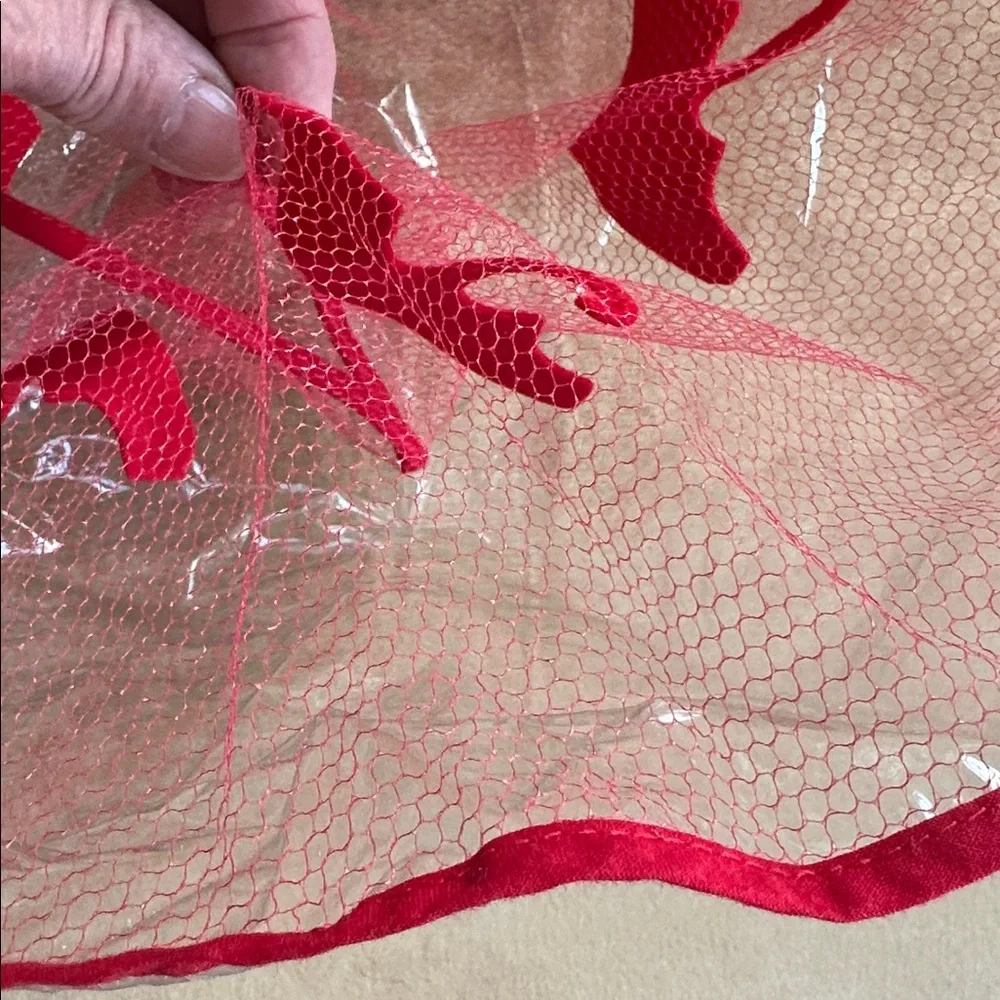 This is Rare Rain Hat Hair and makeup shield 1960 era like new Adorable Mesh in - Picture 9 of 9